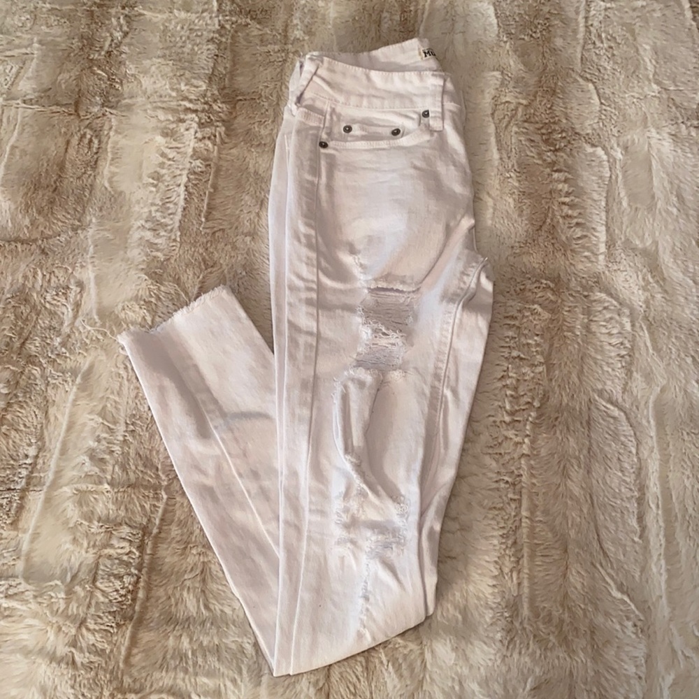 white holey skinny jeans